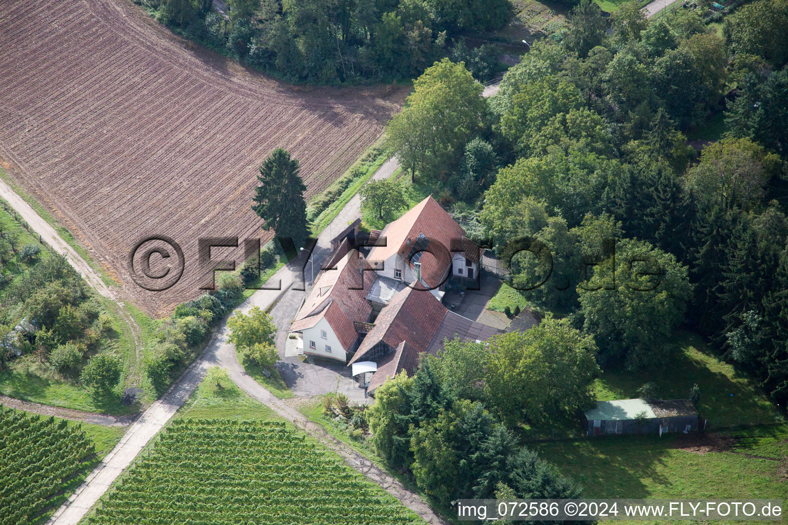 Vue aérienne de Herbert Nicolas à le quartier Heuchelheim in Heuchelheim-Klingen dans le département Rhénanie-Palatinat, Allemagne