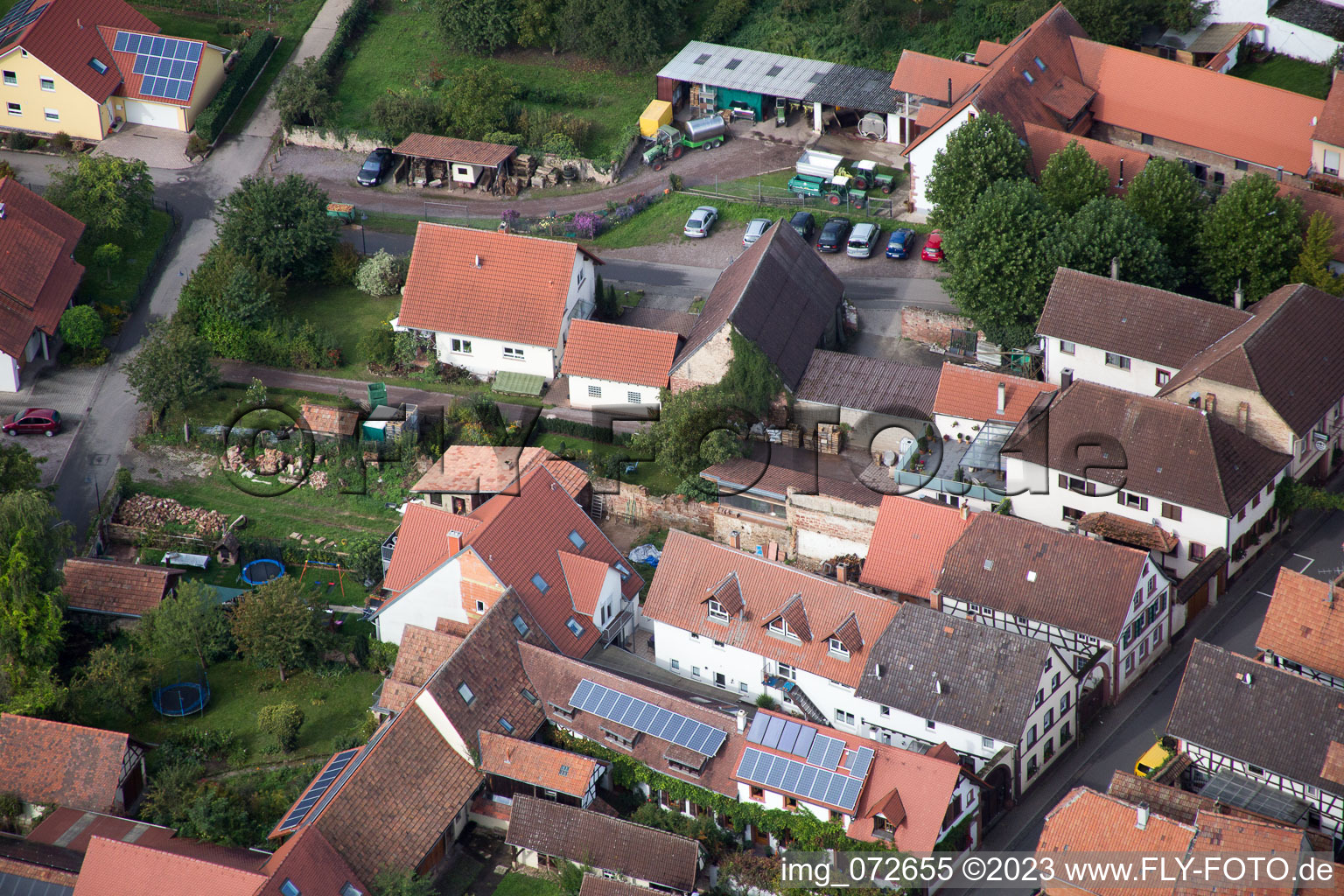 Vue oblique de Quartier Heuchelheim in Heuchelheim-Klingen dans le département Rhénanie-Palatinat, Allemagne
