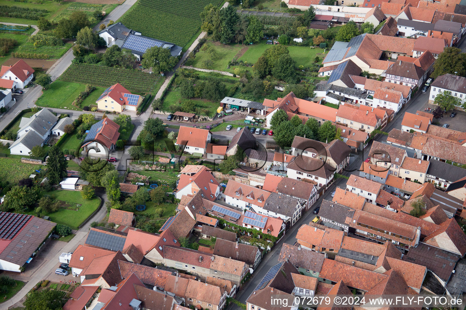 Quartier Heuchelheim in Heuchelheim-Klingen dans le département Rhénanie-Palatinat, Allemagne hors des airs