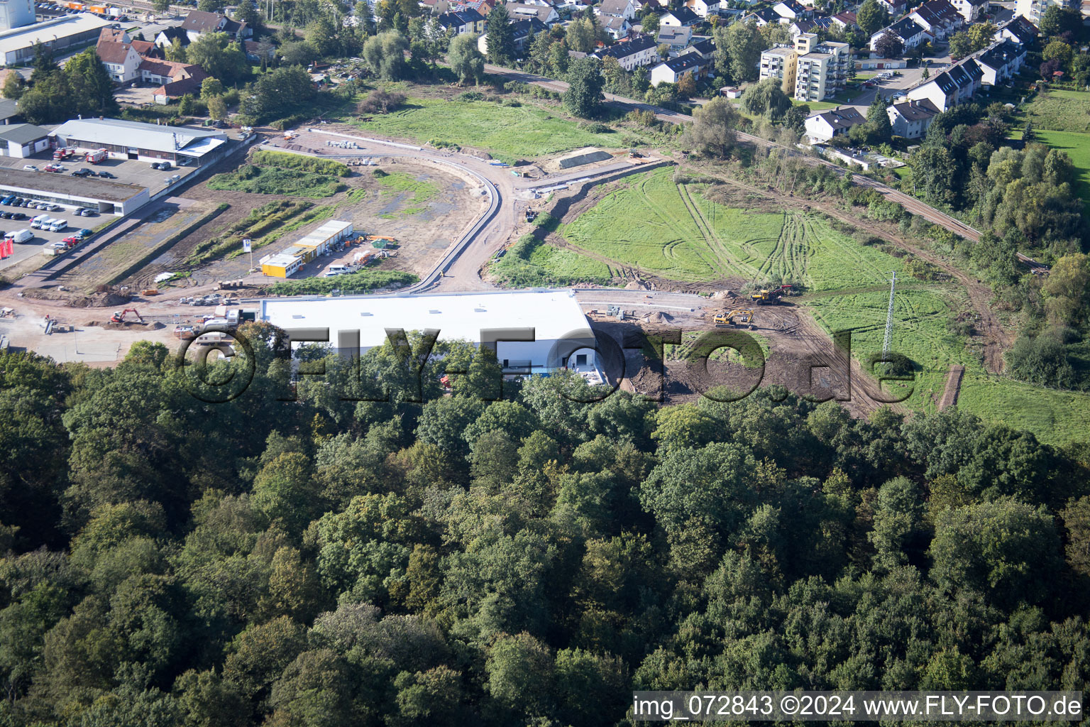 Vue aérienne de Nouveau bâtiment EDEKA à Kandel dans le département Rhénanie-Palatinat, Allemagne