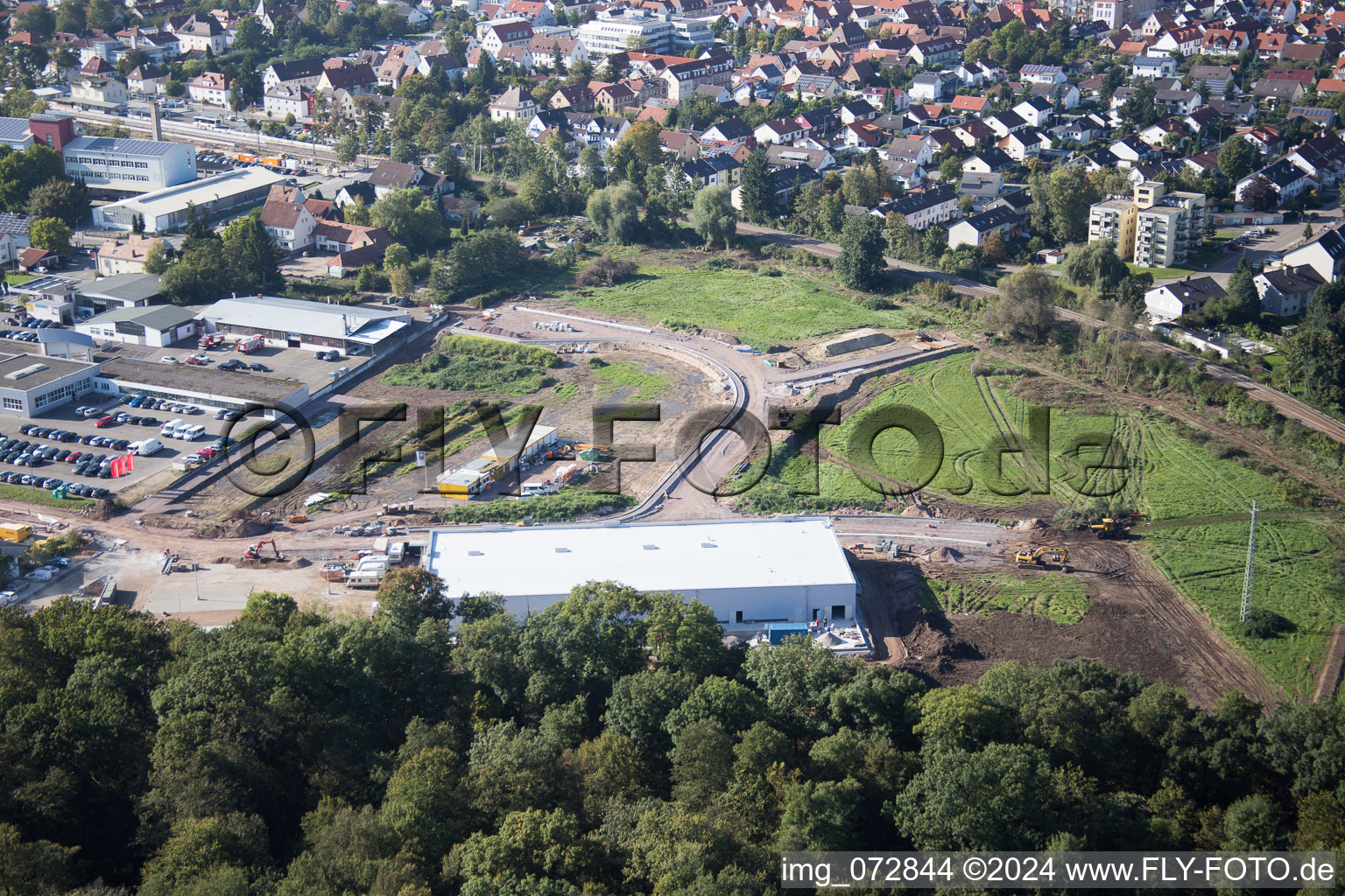 Vue aérienne de Nouveau bâtiment EDEKA à Kandel dans le département Rhénanie-Palatinat, Allemagne