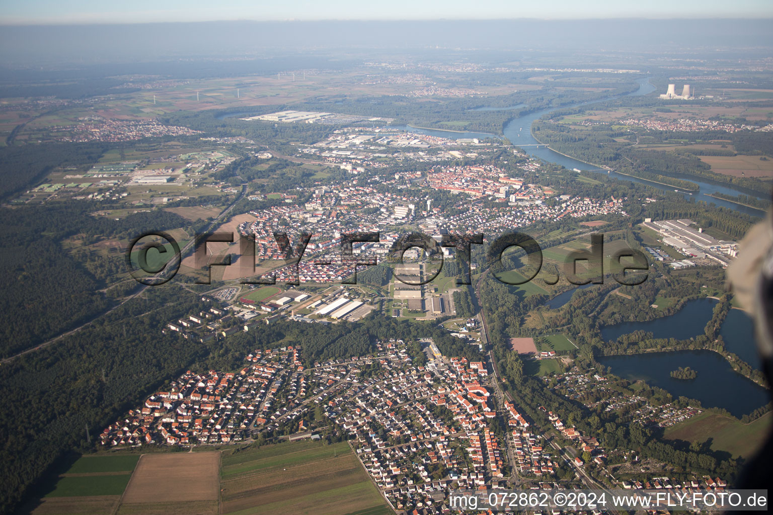 Vue aérienne de Germersheim dans le département Rhénanie-Palatinat, Allemagne