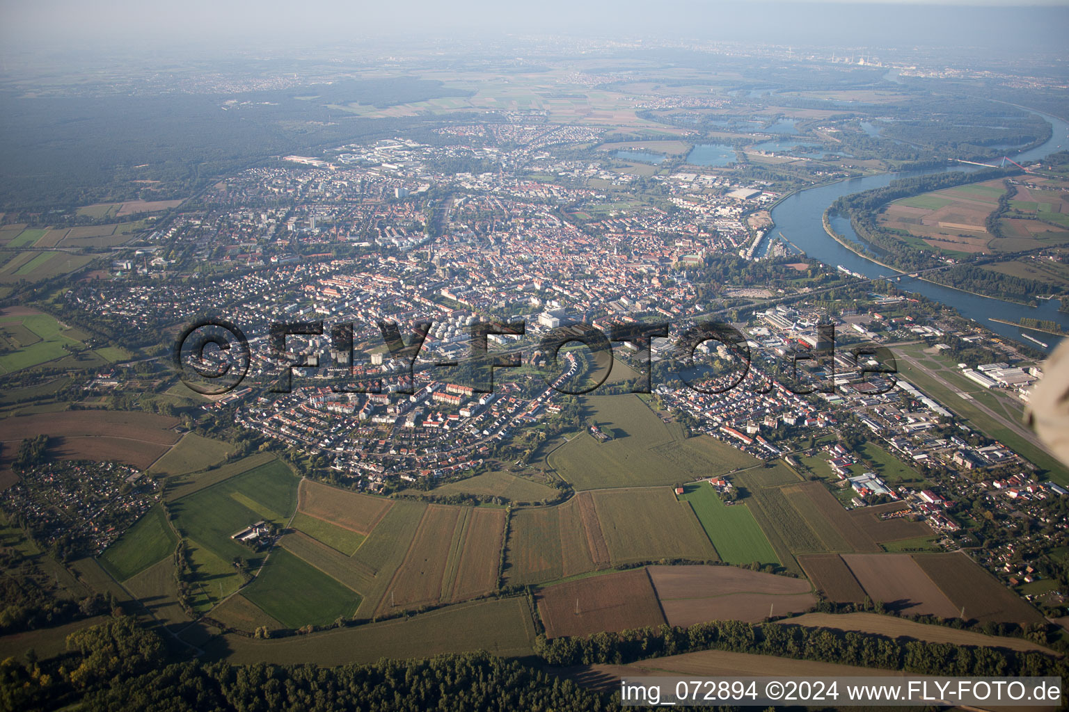 Vue oblique de Speyer dans le département Rhénanie-Palatinat, Allemagne