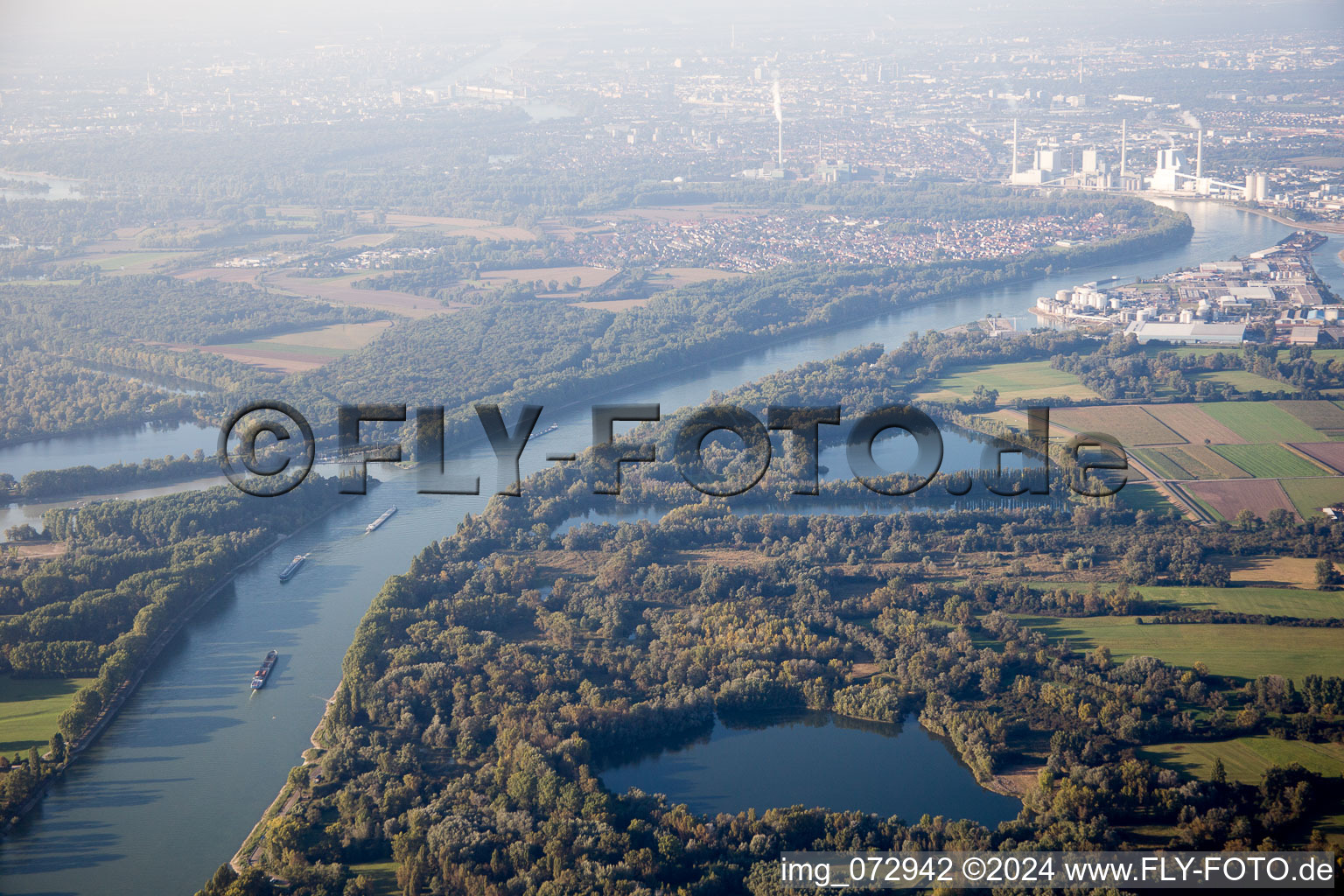 Vue aérienne de Altrip dans le département Rhénanie-Palatinat, Allemagne