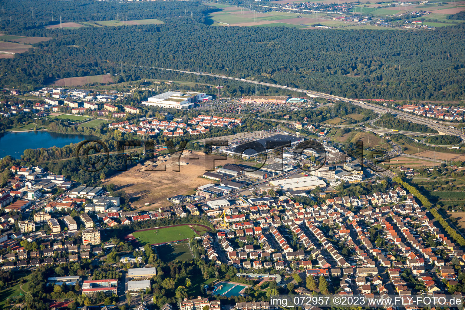 Zone commerciale Schütte-Lanz-Park à Brühl dans le département Bade-Wurtemberg, Allemagne d'en haut