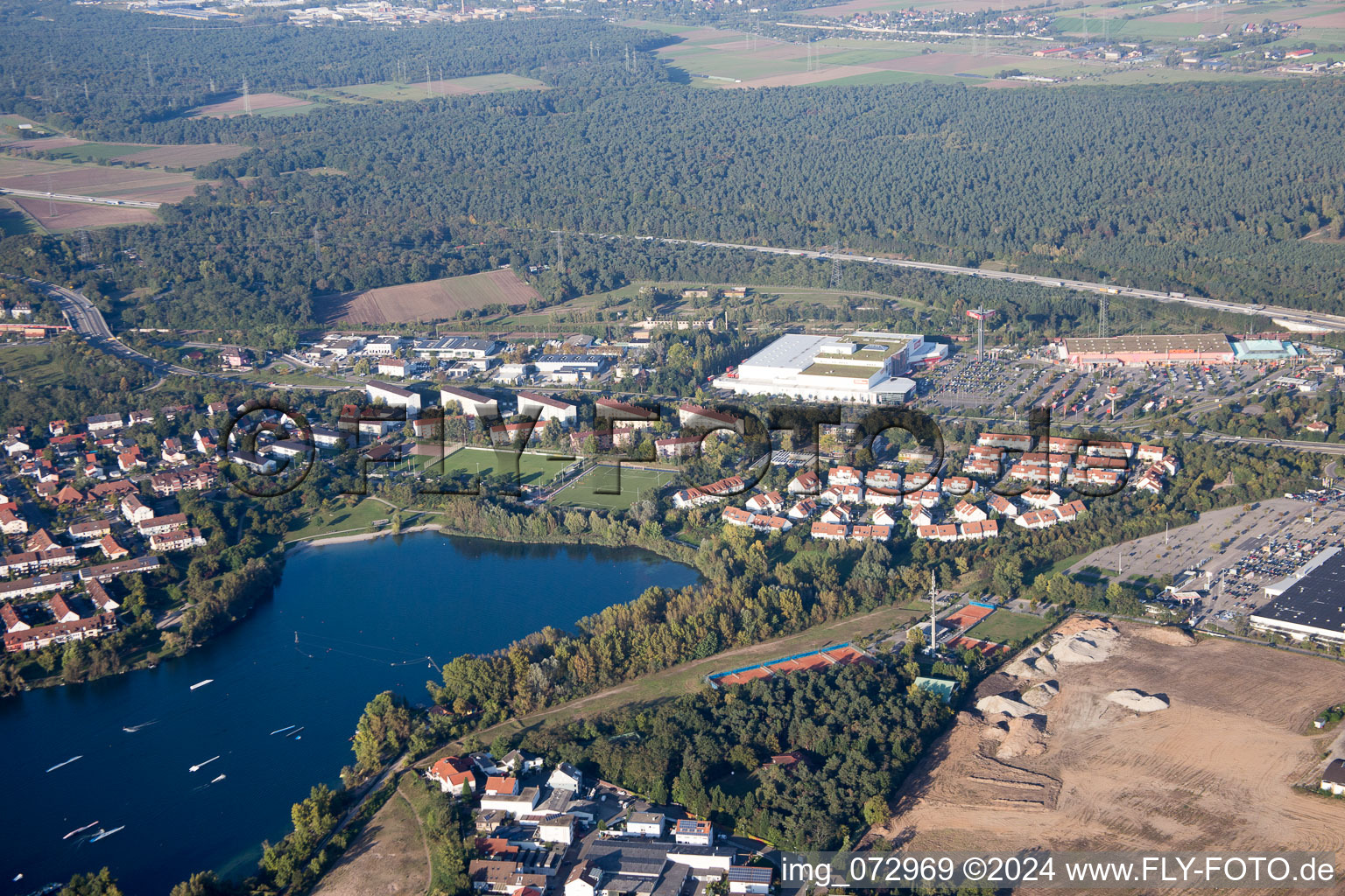 Vue oblique de Quartier Rheinau in Mannheim dans le département Bade-Wurtemberg, Allemagne