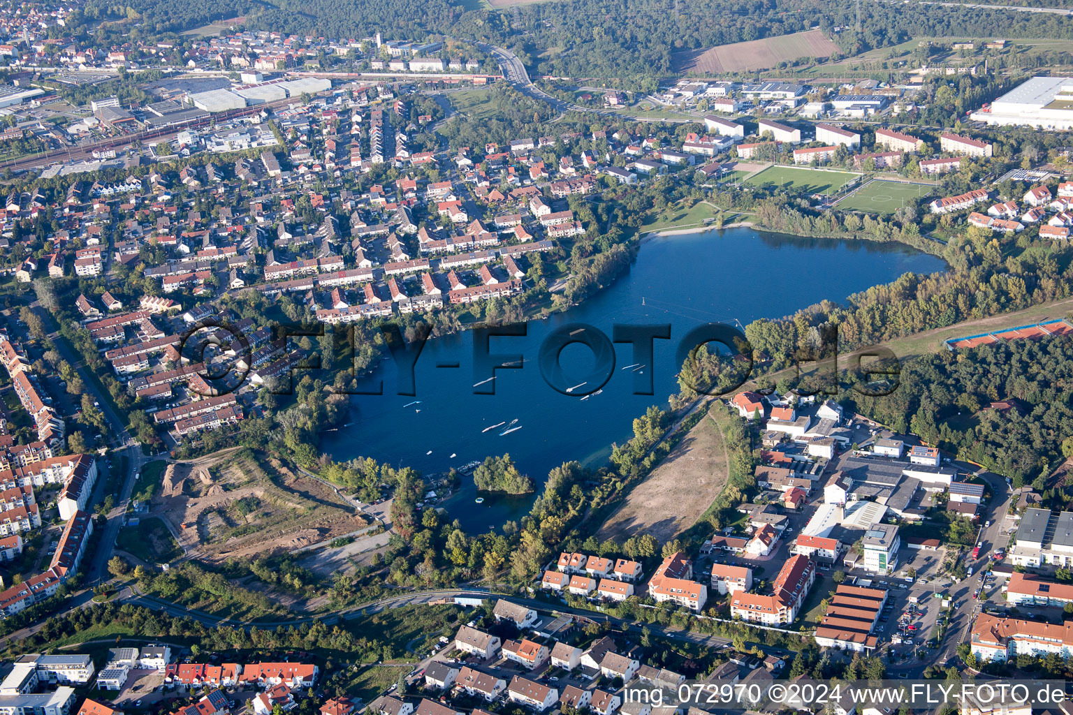 Quartier Rheinau in Mannheim dans le département Bade-Wurtemberg, Allemagne d'en haut