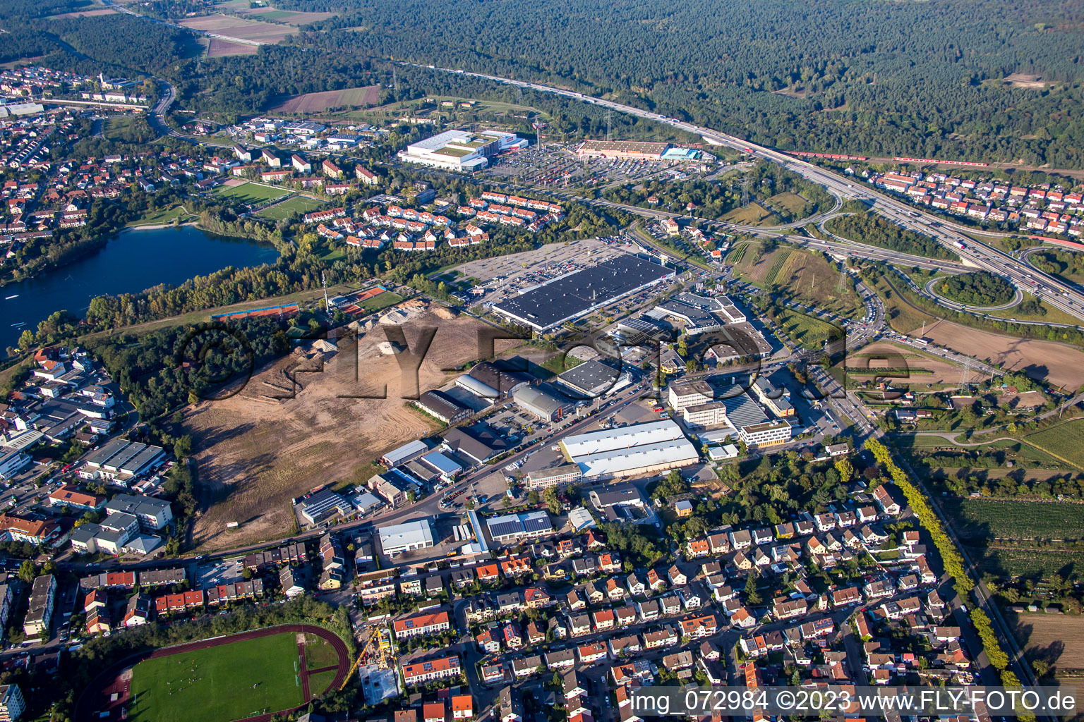 Vue oblique de Zone commerciale Schütte-Lanz-Park à Brühl dans le département Bade-Wurtemberg, Allemagne