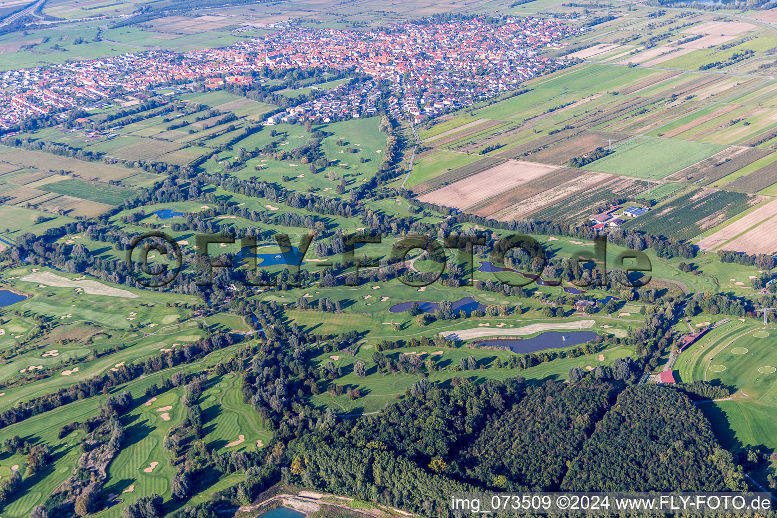 Photographie aérienne de Club de Golf St. Leon-Rot à Saint Léon-Rot à le quartier Rot in St. Leon-Rot dans le département Bade-Wurtemberg, Allemagne