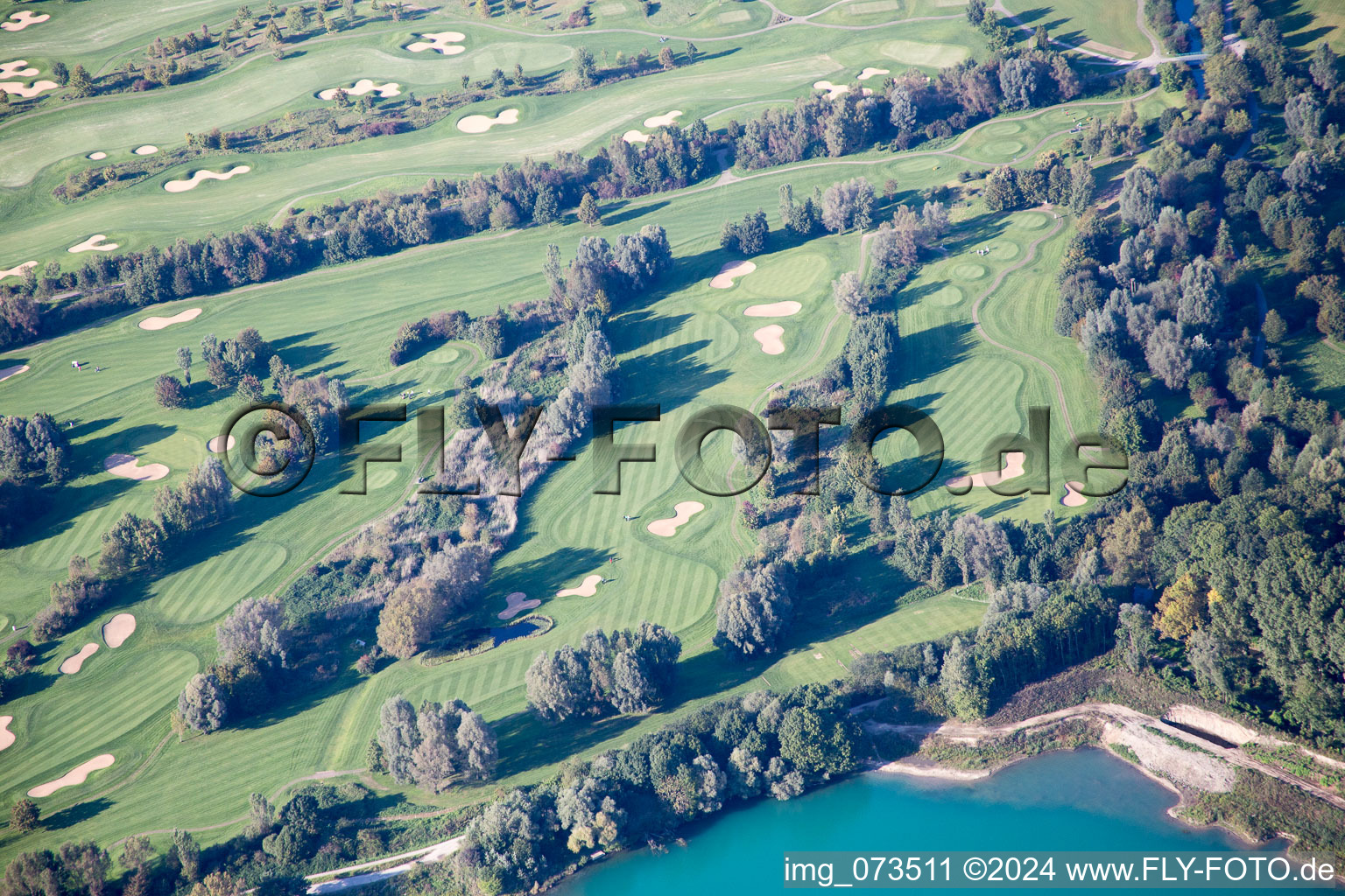 Vue oblique de Club de golf à Lußhardtsee à le quartier Rot in St. Leon-Rot dans le département Bade-Wurtemberg, Allemagne