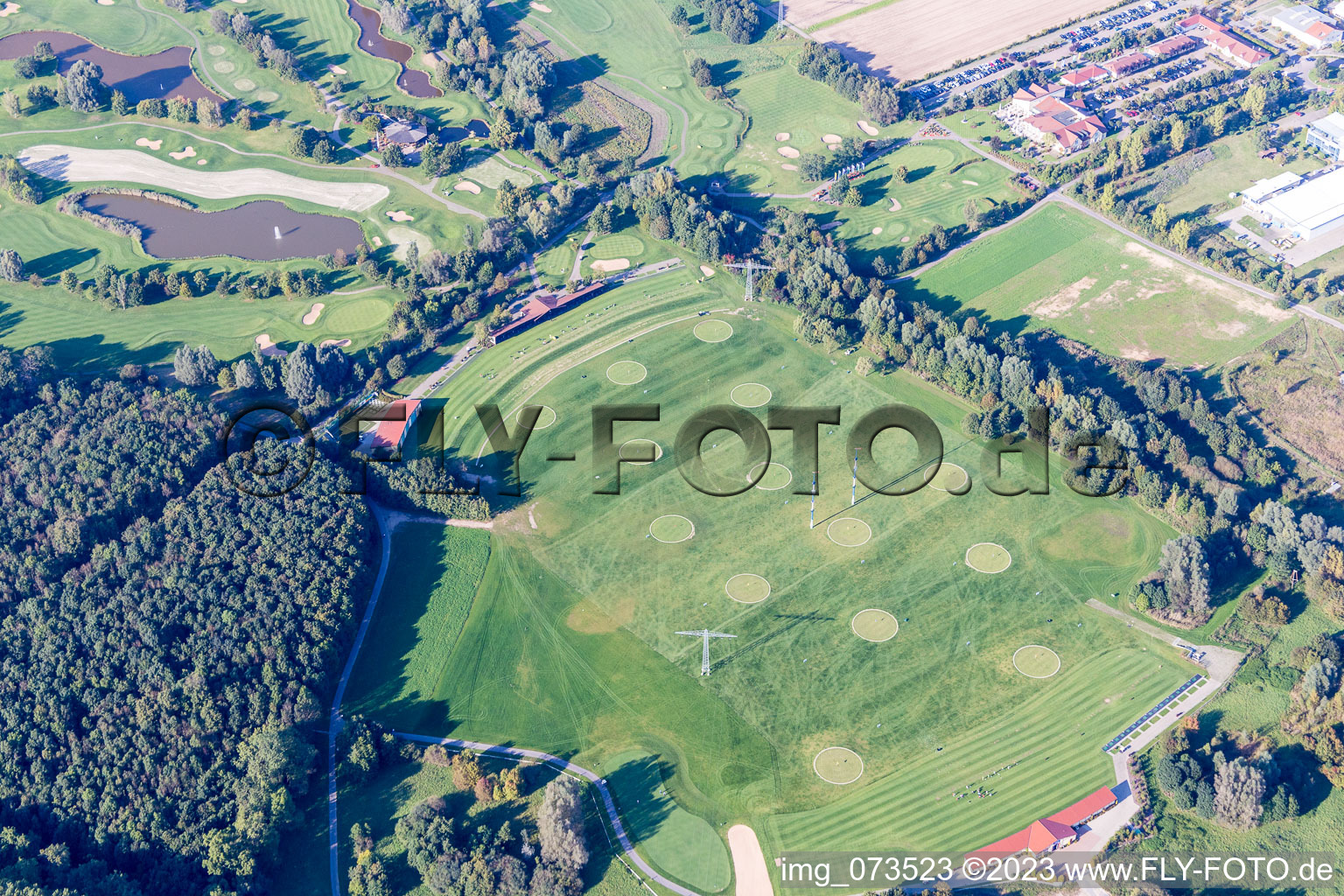 Club de Golf St. Leon-Rot à Saint Léon-Rot à le quartier Rot in St. Leon-Rot dans le département Bade-Wurtemberg, Allemagne depuis l'avion