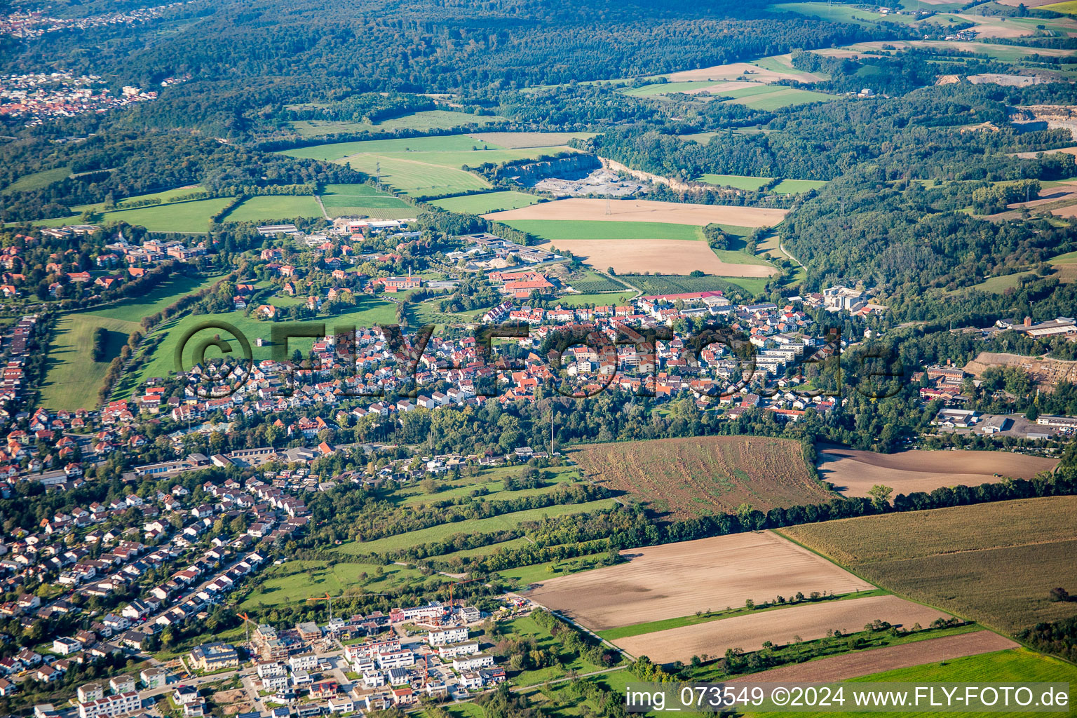 Vue aérienne de Alt-Wiesloch à le quartier Altwiesloch in Wiesloch dans le département Bade-Wurtemberg, Allemagne