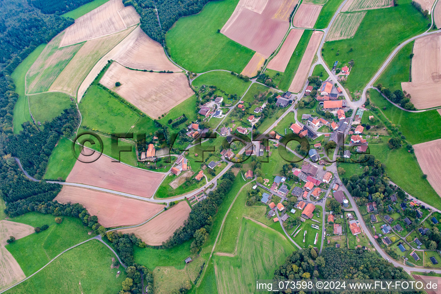 Vue aérienne de Quartier Wettersdorf in Walldürn dans le département Bade-Wurtemberg, Allemagne