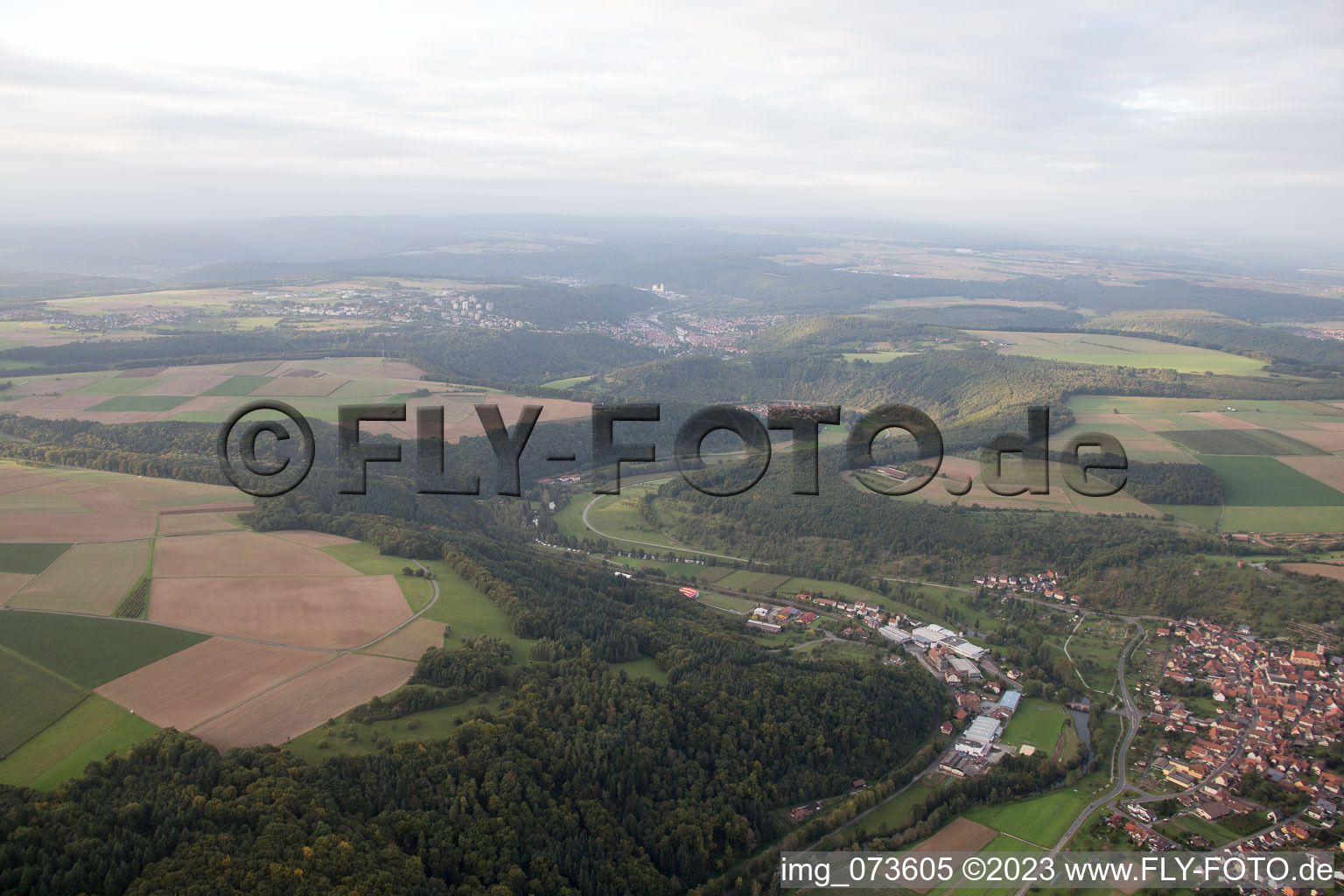 Vue aérienne de Estuaire de la Tauber au S de Wertheim à Reicholzheim dans le département Bade-Wurtemberg, Allemagne