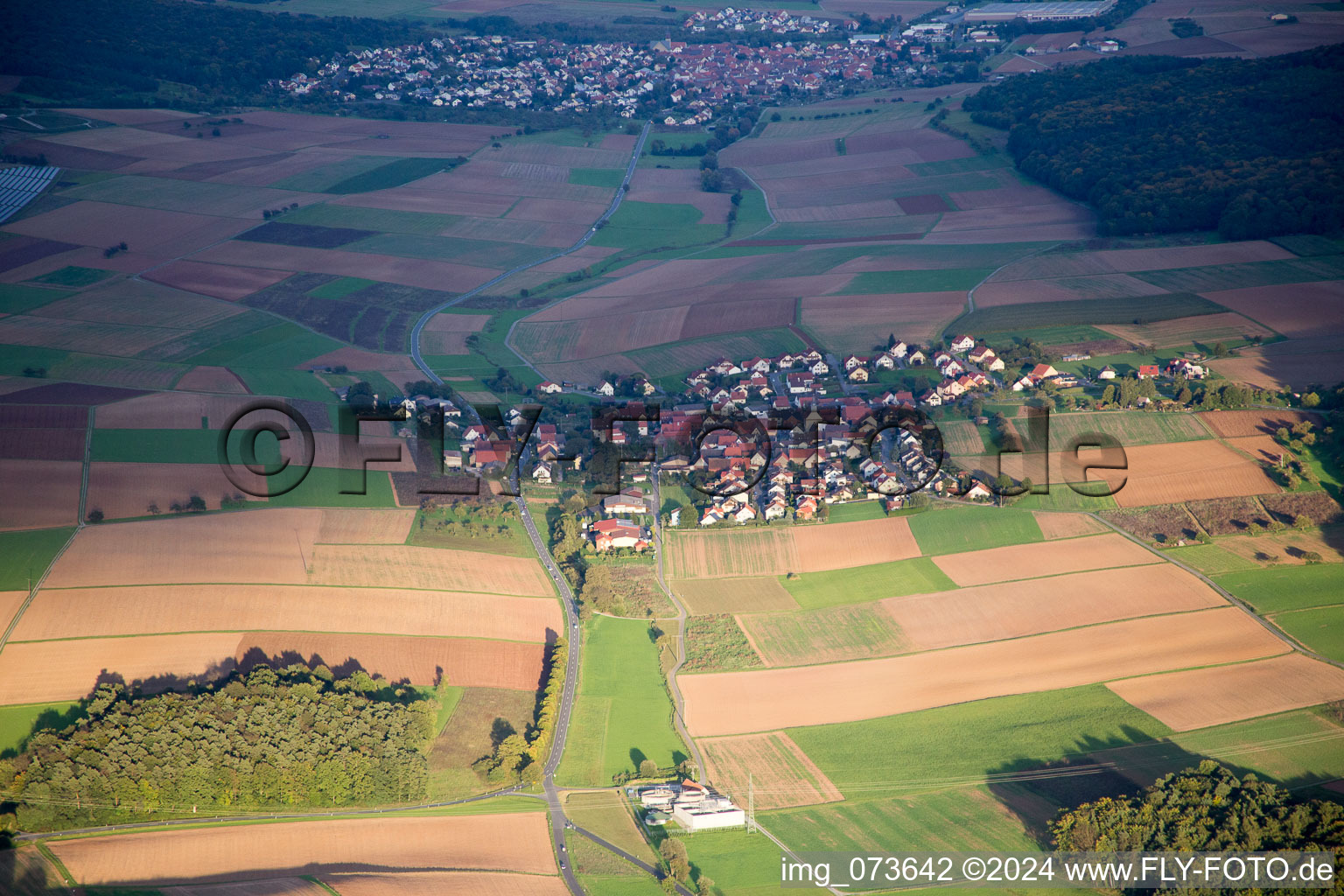 Vue aérienne de Holzkirchhausen dans le département Bavière, Allemagne