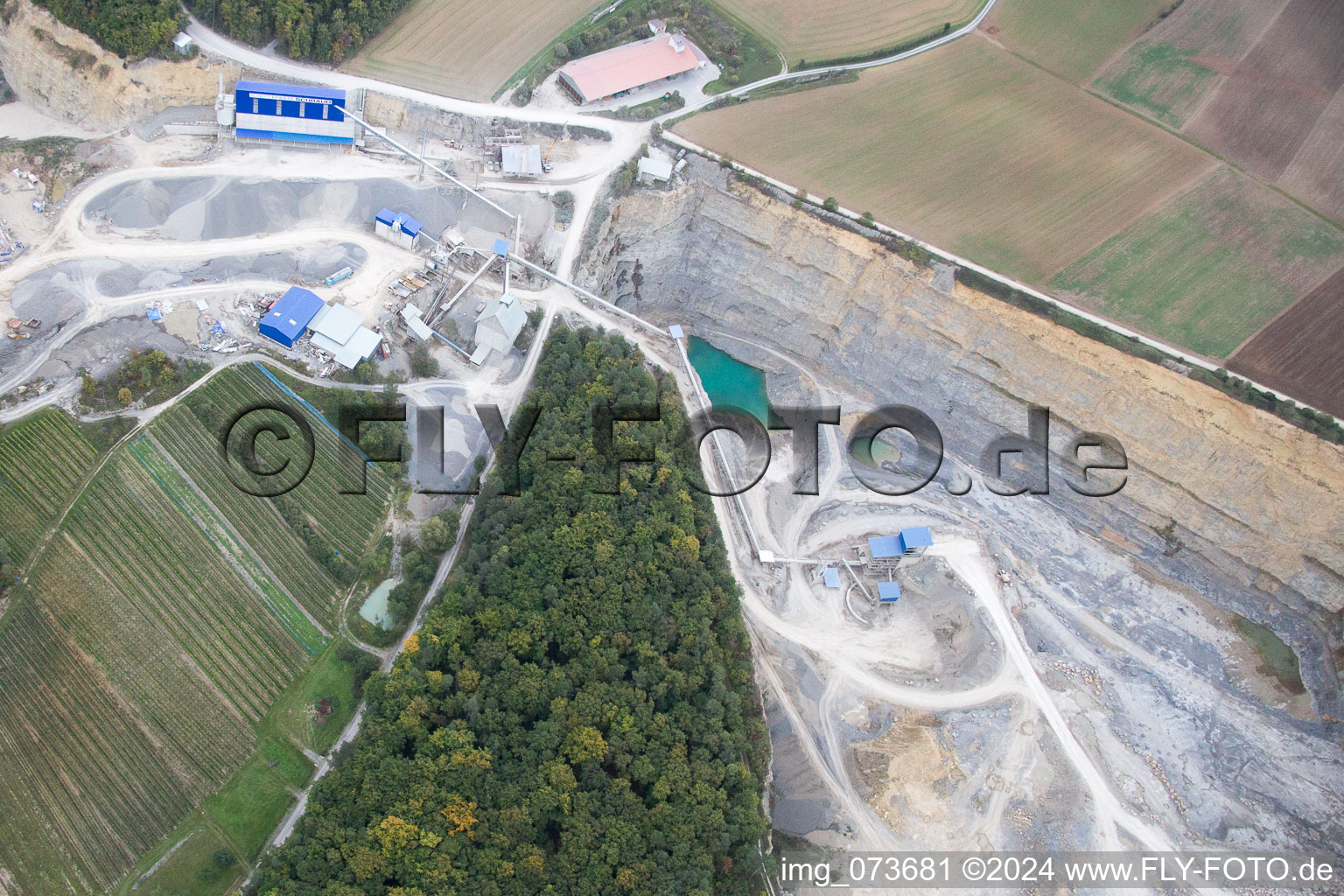 Vue aérienne de Carrière à Retzstadt dans le département Bavière, Allemagne