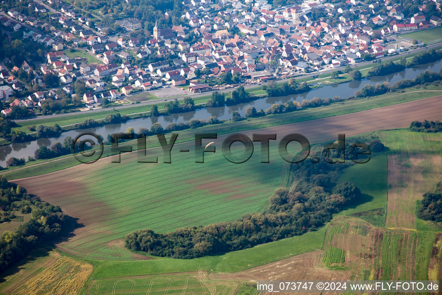 Vue aérienne de Bischberg à le quartier Gaustadt in Bamberg dans le département Bavière, Allemagne