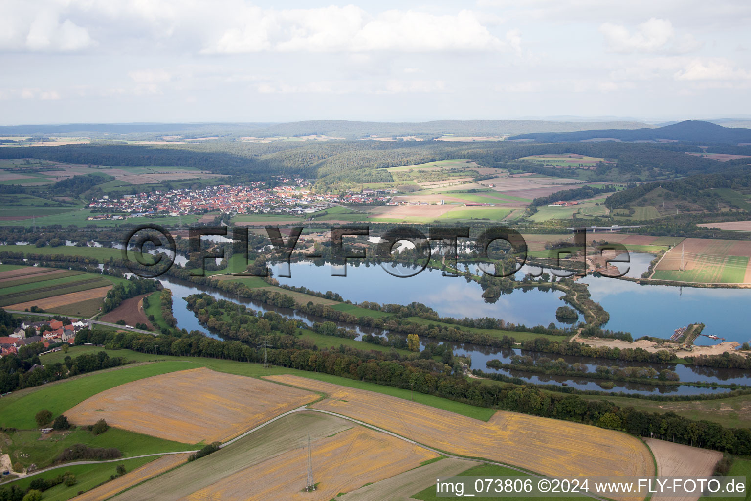 Vue aérienne de Stettfeld dans le département Bavière, Allemagne