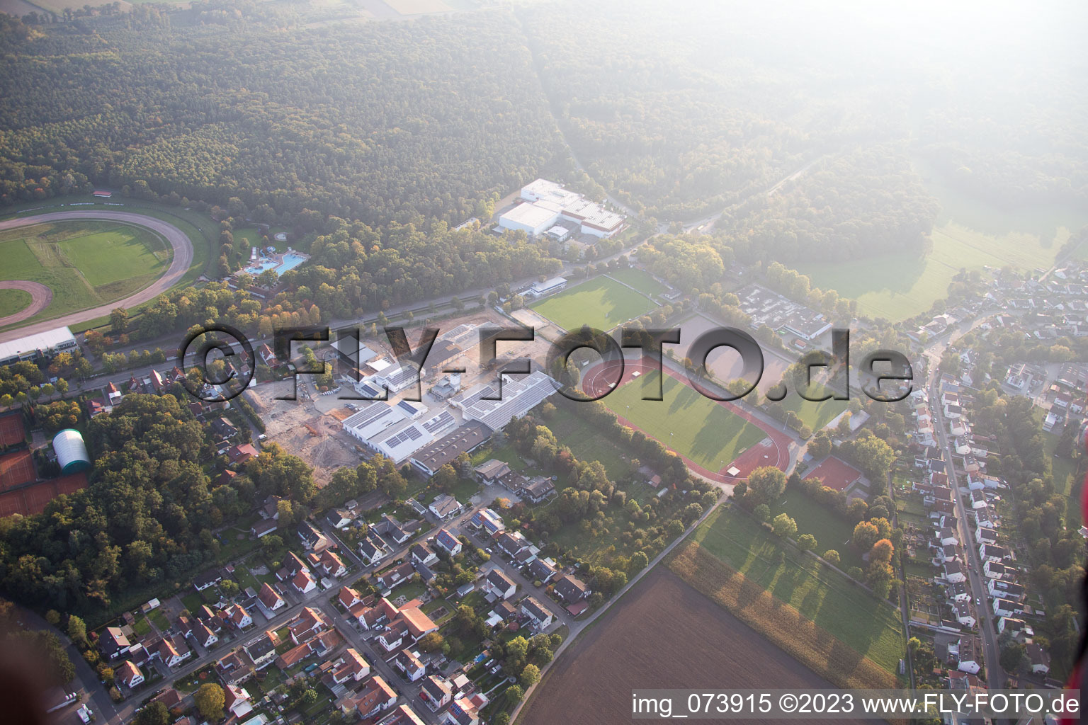 Enregistrement par drone de Quartier Herxheim in Herxheim bei Landau dans le département Rhénanie-Palatinat, Allemagne