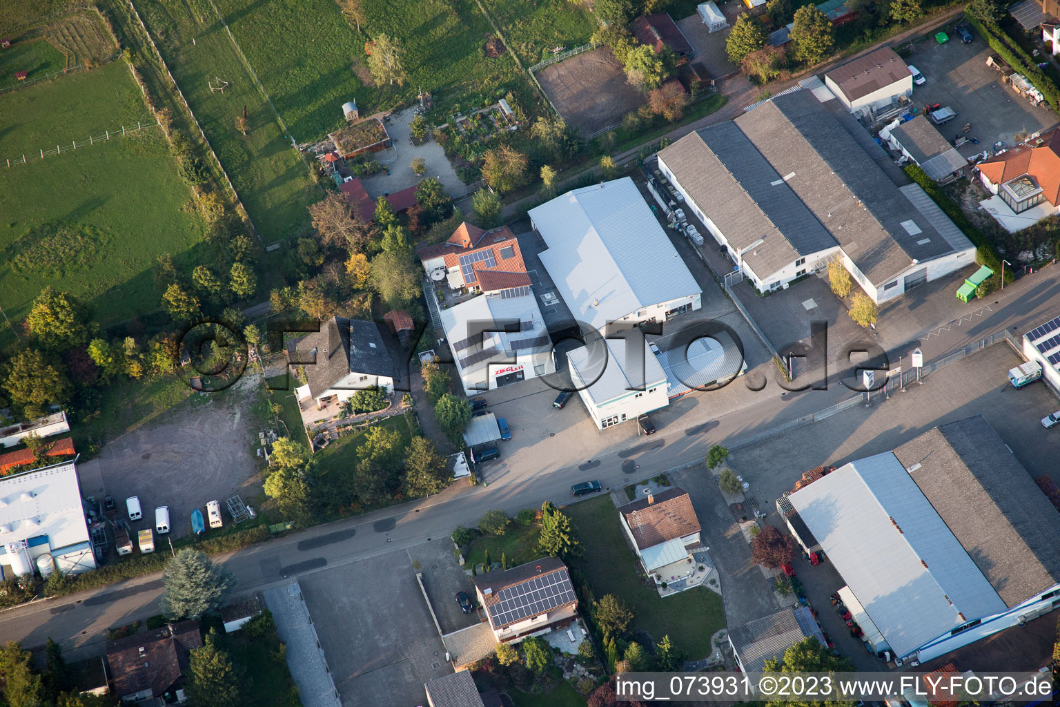 Quartier Herxheim in Herxheim bei Landau dans le département Rhénanie-Palatinat, Allemagne depuis l'avion