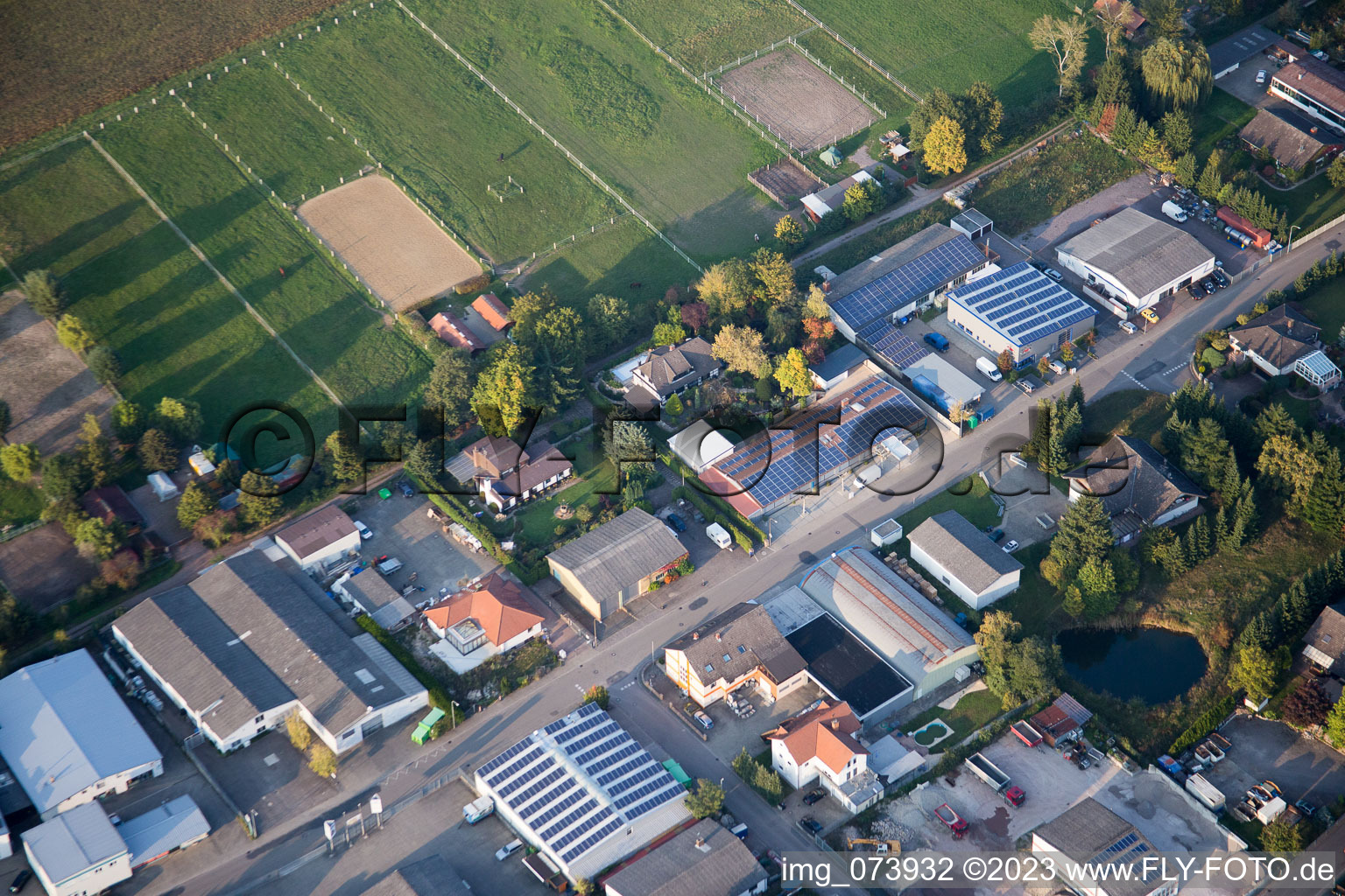 Vue d'oiseau de Quartier Herxheim in Herxheim bei Landau dans le département Rhénanie-Palatinat, Allemagne