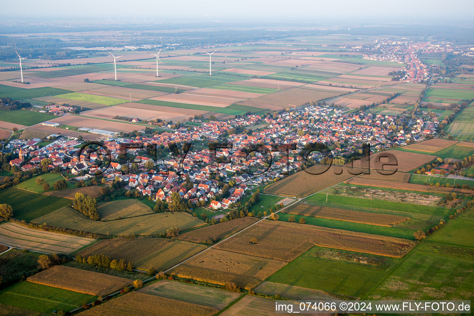 Image drone de Minfeld dans le département Rhénanie-Palatinat, Allemagne