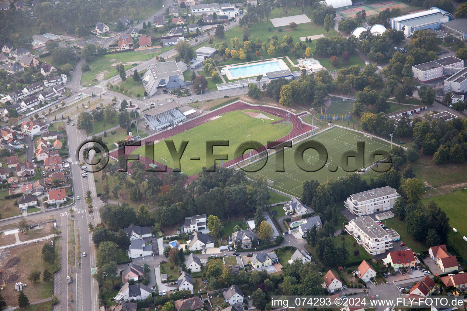 Image drone de Bischwiller dans le département Bas Rhin, France