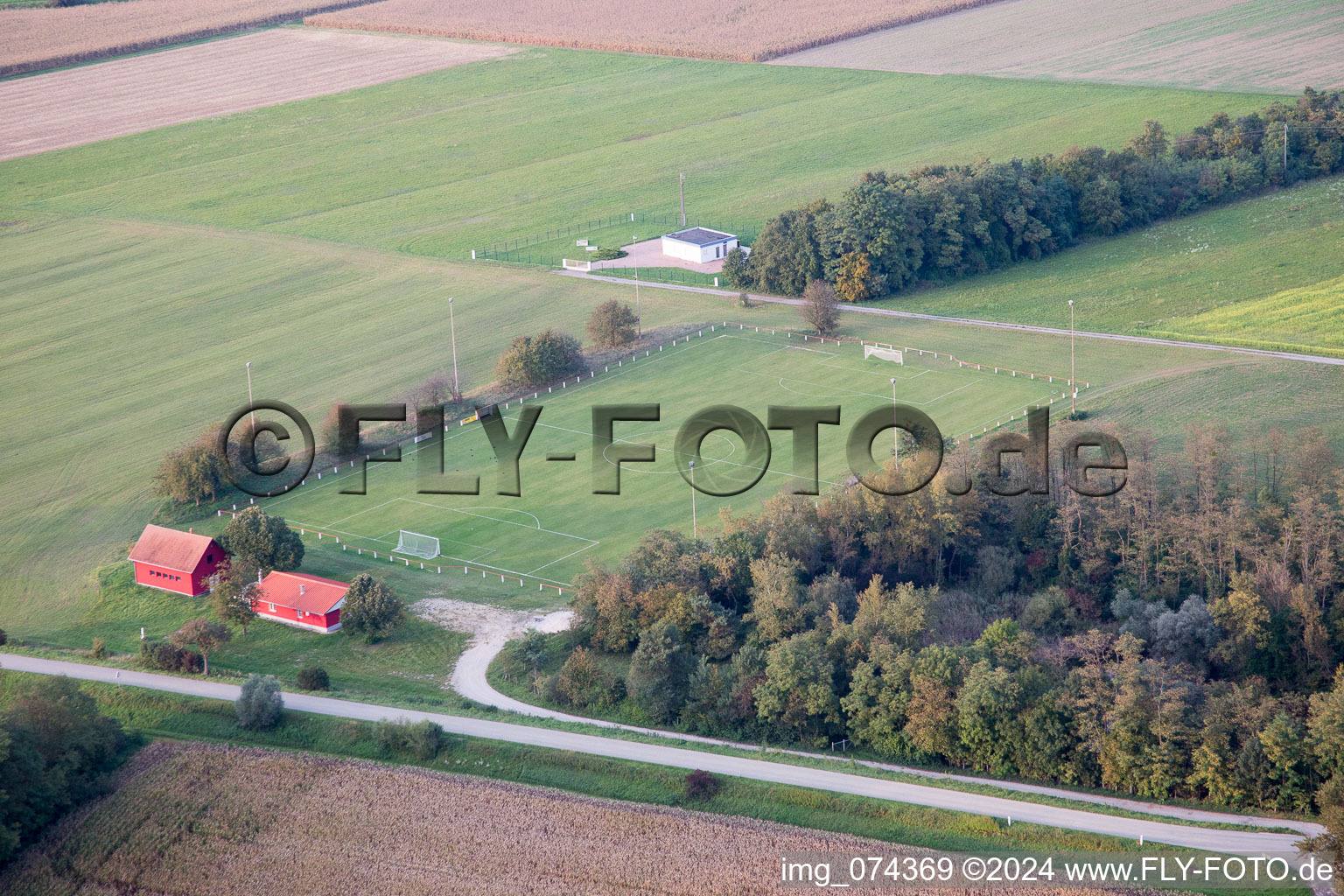 Vue aérienne de Neuhaeusel dans le département Bas Rhin, France