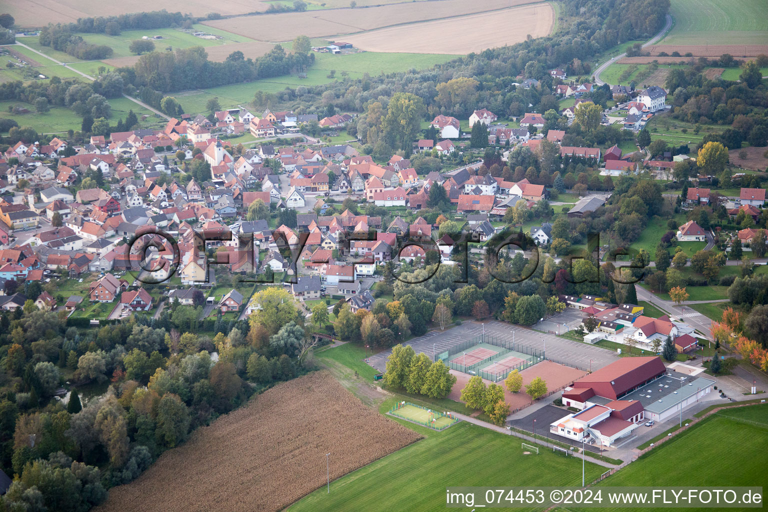 Image drone de Beinheim dans le département Bas Rhin, France