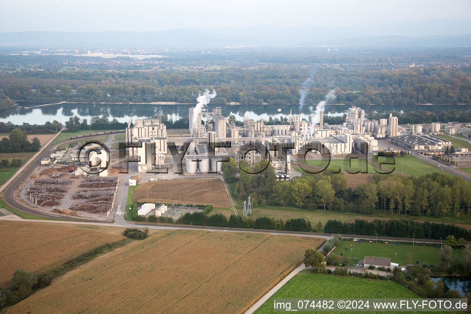 Industrie à Beinheim dans le département Bas Rhin, France hors des airs