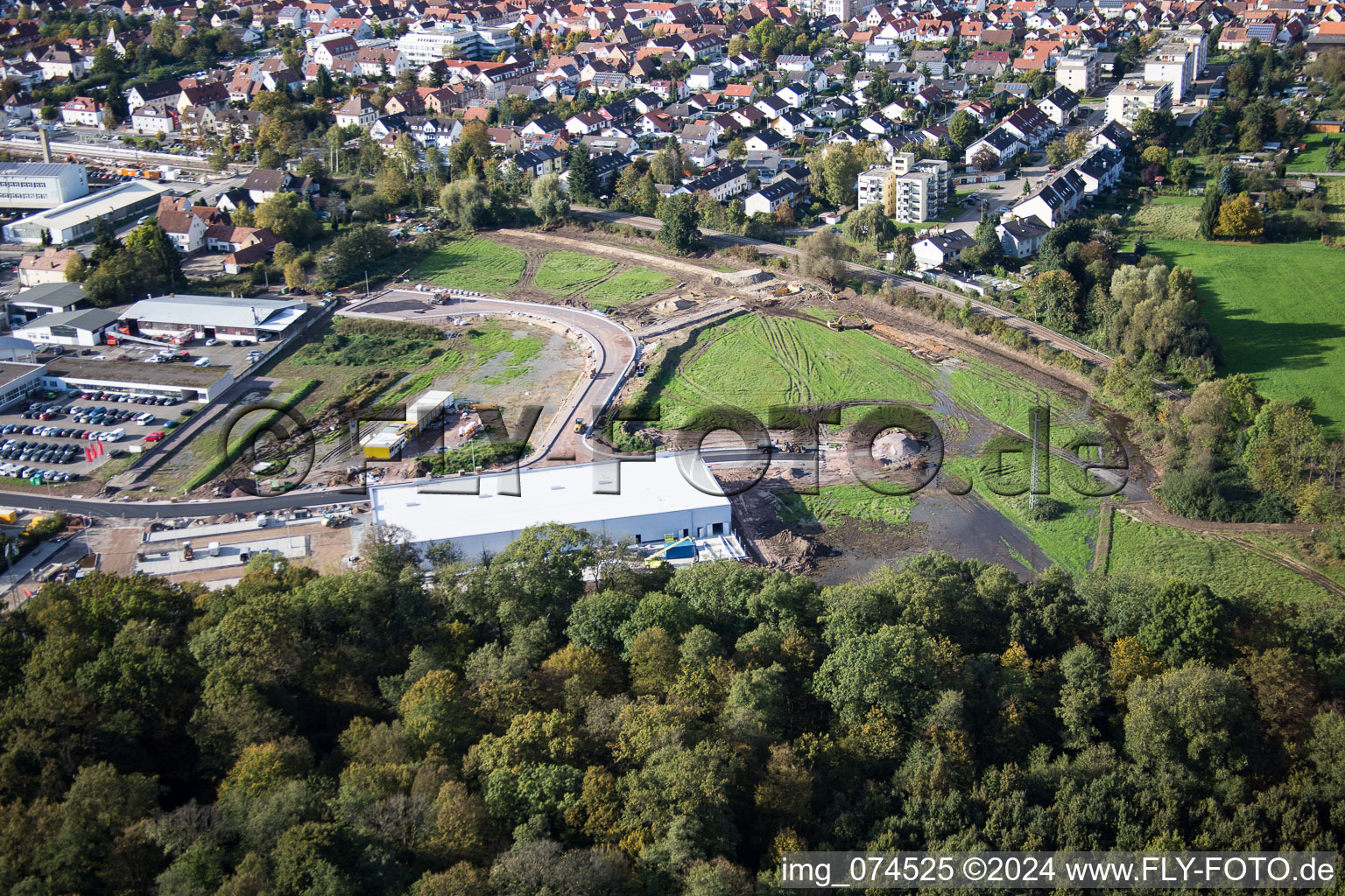 Vue aérienne de Nouveau bâtiment EDEKA à Kandel dans le département Rhénanie-Palatinat, Allemagne