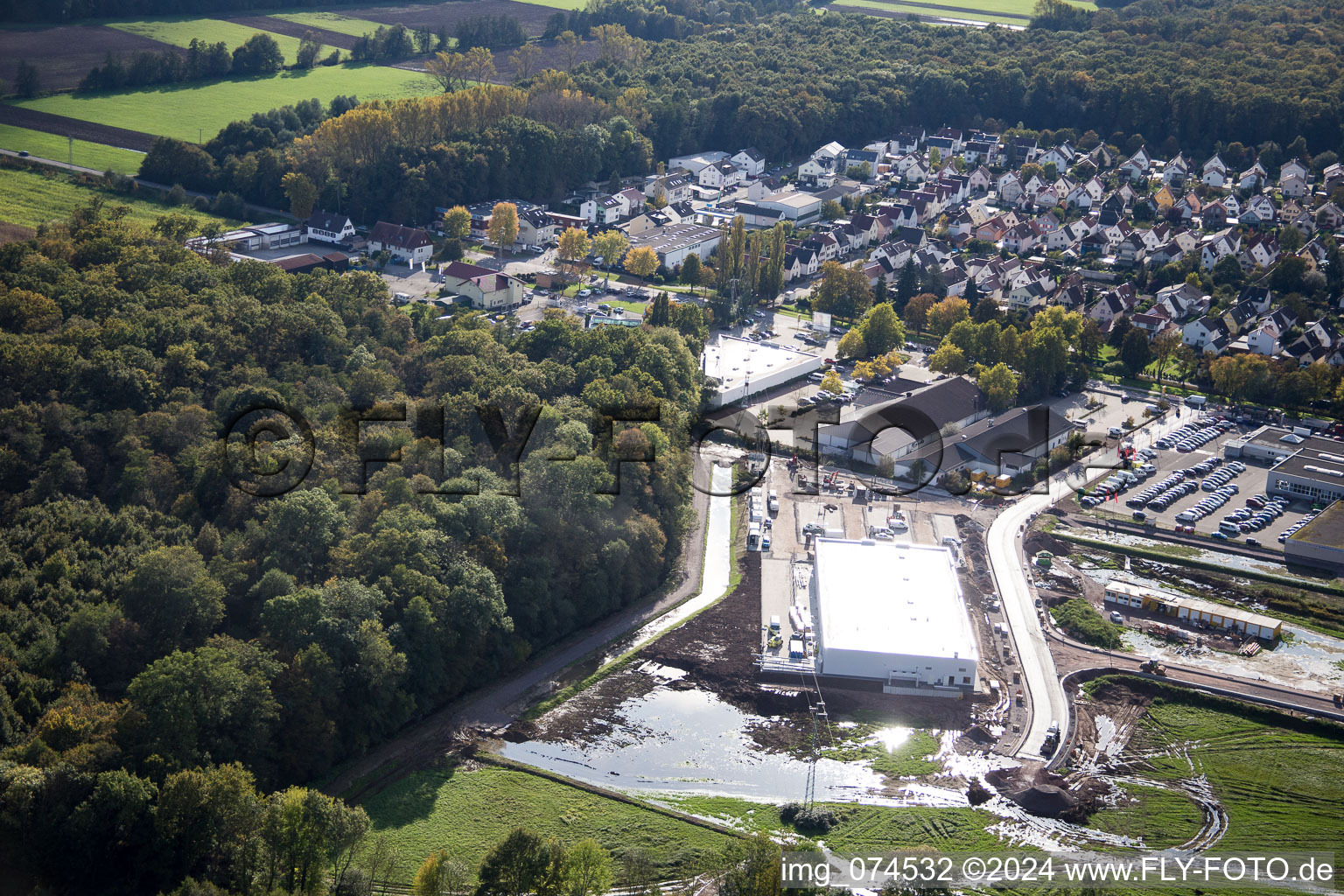 Nouveau bâtiment EDEKA à Kandel dans le département Rhénanie-Palatinat, Allemagne hors des airs