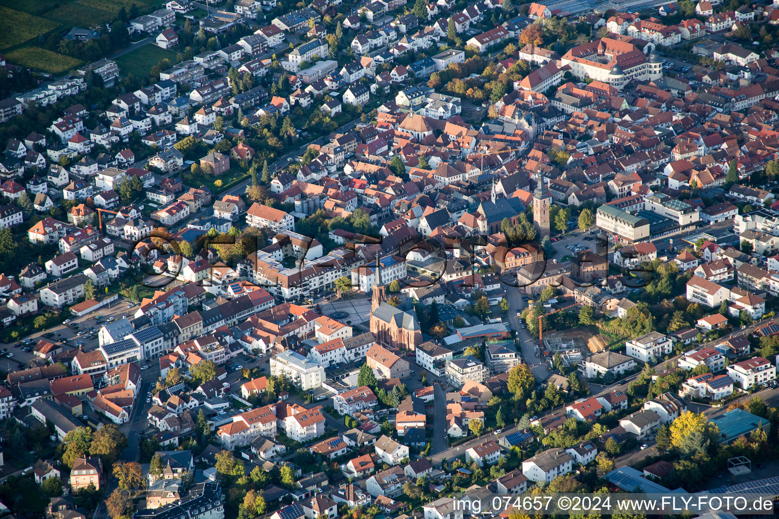 Bad Bergzabern dans le département Rhénanie-Palatinat, Allemagne depuis l'avion