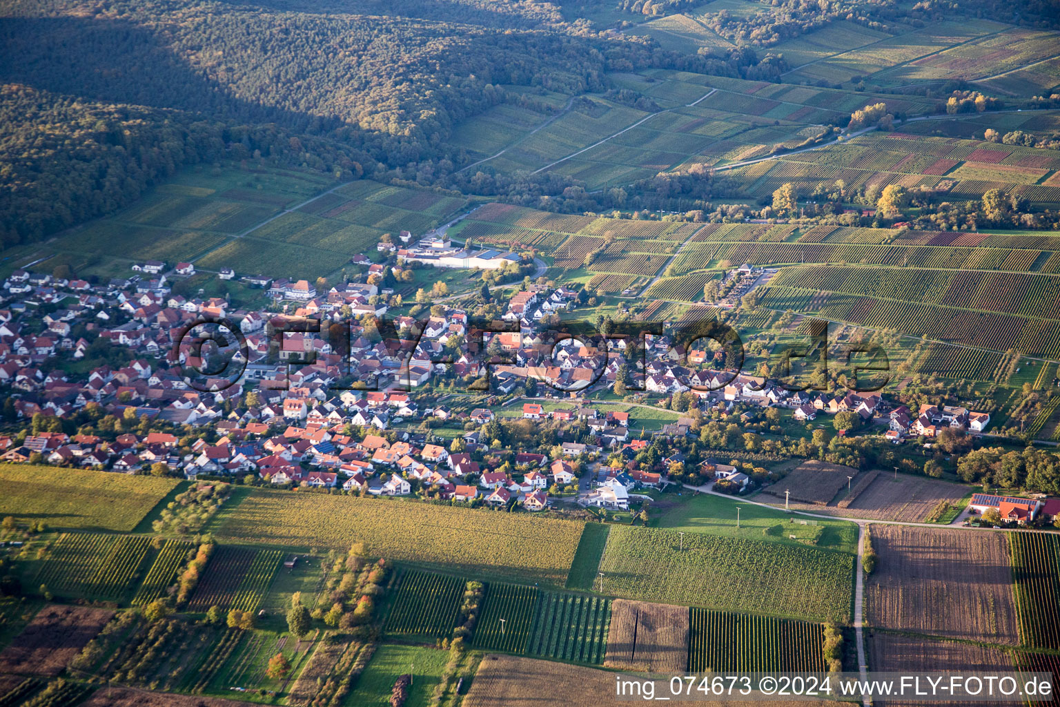 Photographie aérienne de Oberotterbach dans le département Rhénanie-Palatinat, Allemagne