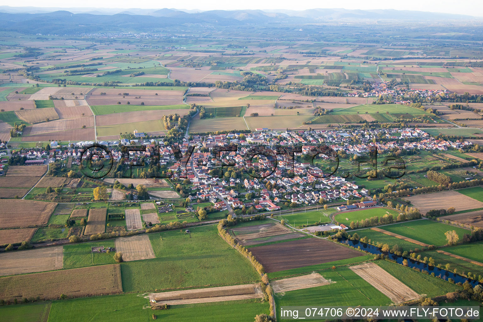 Steinfeld dans le département Rhénanie-Palatinat, Allemagne d'en haut