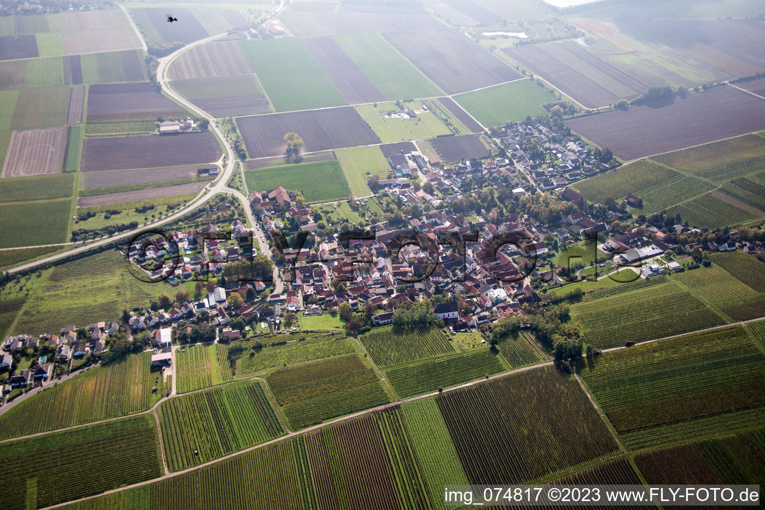 Vue aérienne de Hohen-Sülzen dans le département Rhénanie-Palatinat, Allemagne