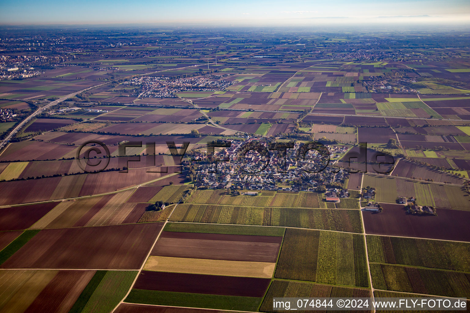 Vue aérienne de Quartier Heuchelheim in Heuchelheim bei Frankenthal dans le département Rhénanie-Palatinat, Allemagne