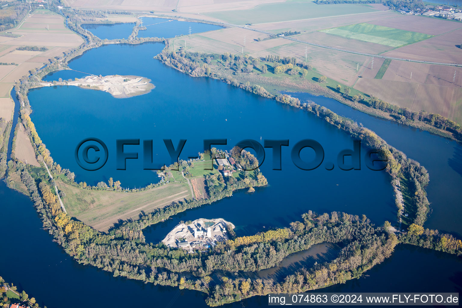 Vue aérienne de Lac d'Argent à le quartier Roxheim in Bobenheim-Roxheim dans le département Rhénanie-Palatinat, Allemagne