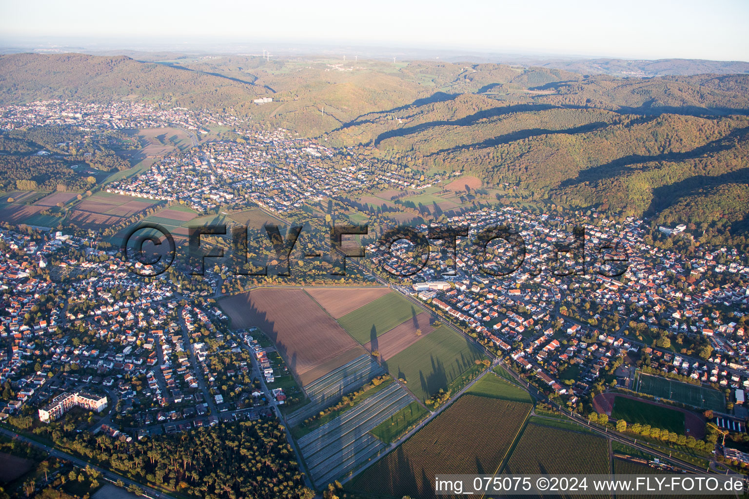 Alsbach-Hähnlein dans le département Hesse, Allemagne depuis l'avion