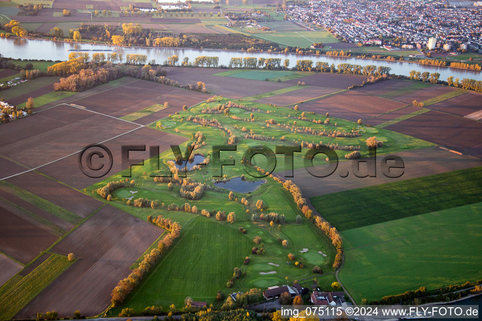 Vue aérienne de Quartier Hamm in Hamm am Rhein dans le département Rhénanie-Palatinat, Allemagne