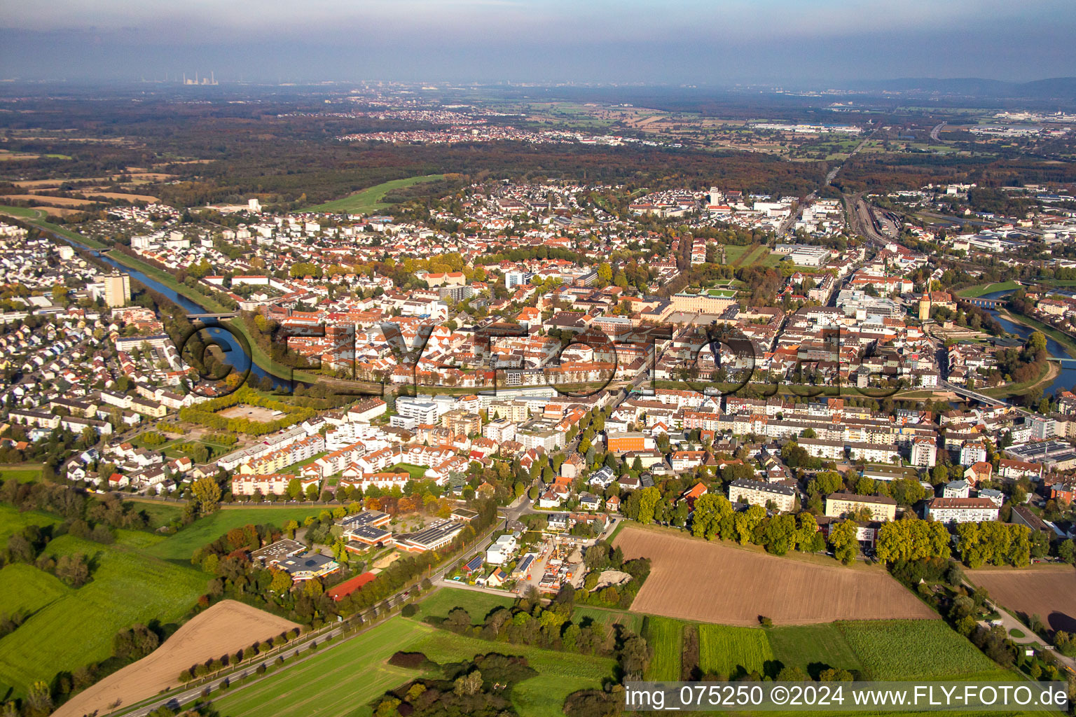 Vue aérienne de Du sud-ouest à Rastatt dans le département Bade-Wurtemberg, Allemagne