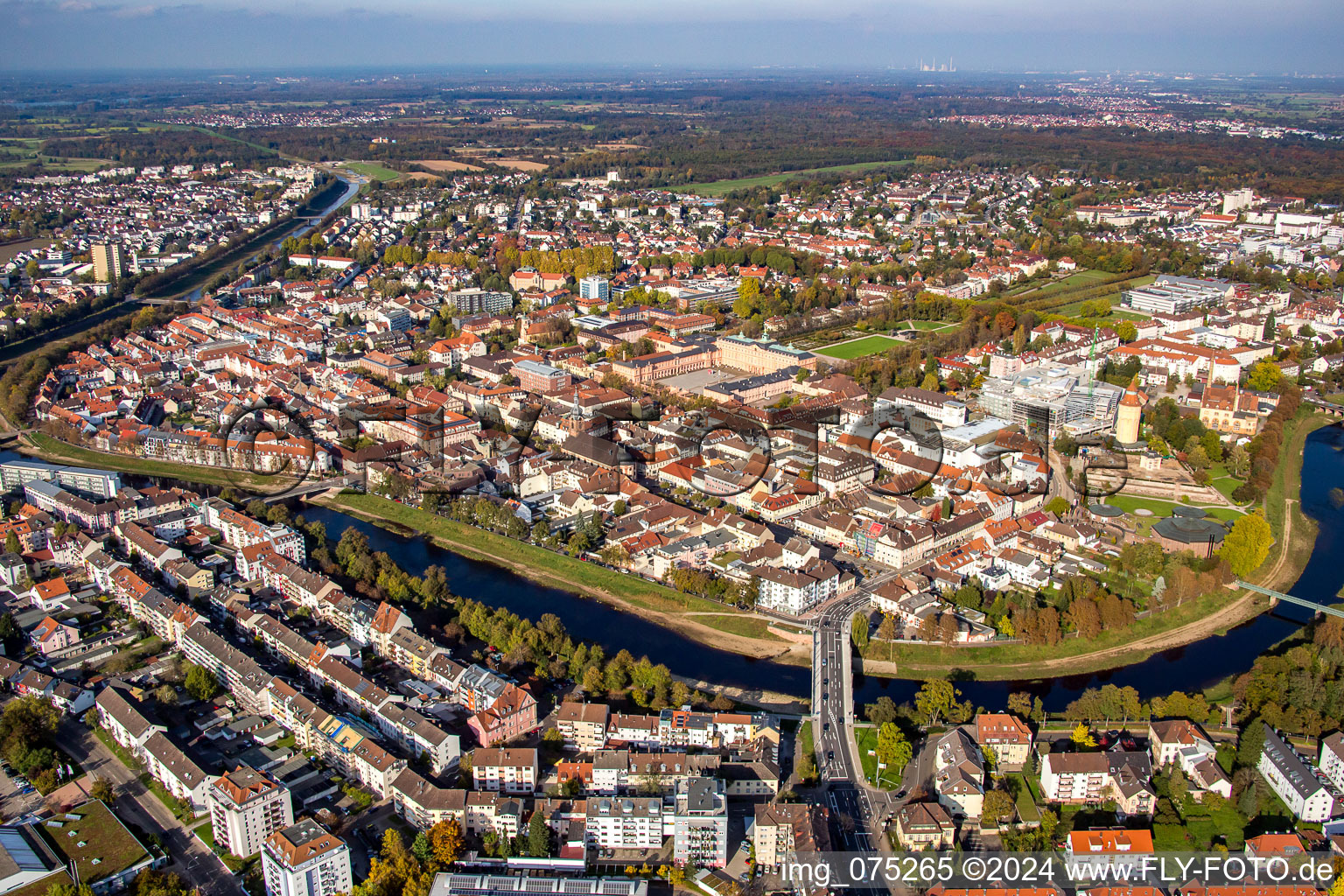 Vue aérienne de Pont sur la B36 au-dessus de la Murg Ost à Rastatt dans le département Bade-Wurtemberg, Allemagne