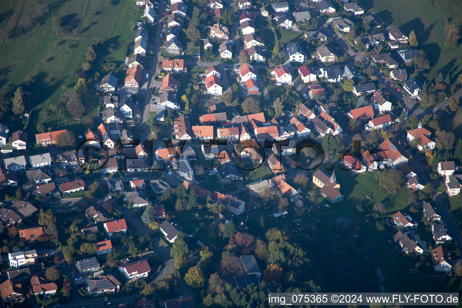 Vue aérienne de Quartier Schöllbronn in Ettlingen dans le département Bade-Wurtemberg, Allemagne