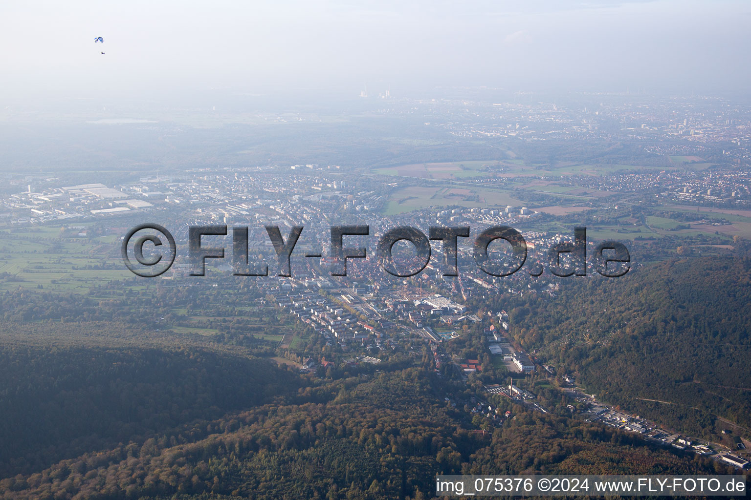 Vue aérienne de Albtal à Ettlingen dans le département Bade-Wurtemberg, Allemagne