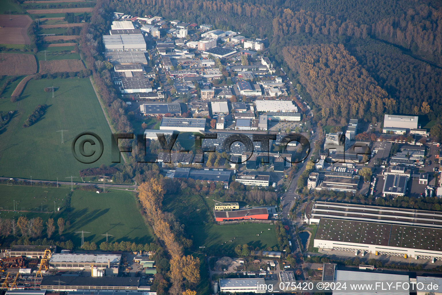 Vue aérienne de Greschbachstr. à le quartier Grötzingen in Karlsruhe dans le département Bade-Wurtemberg, Allemagne