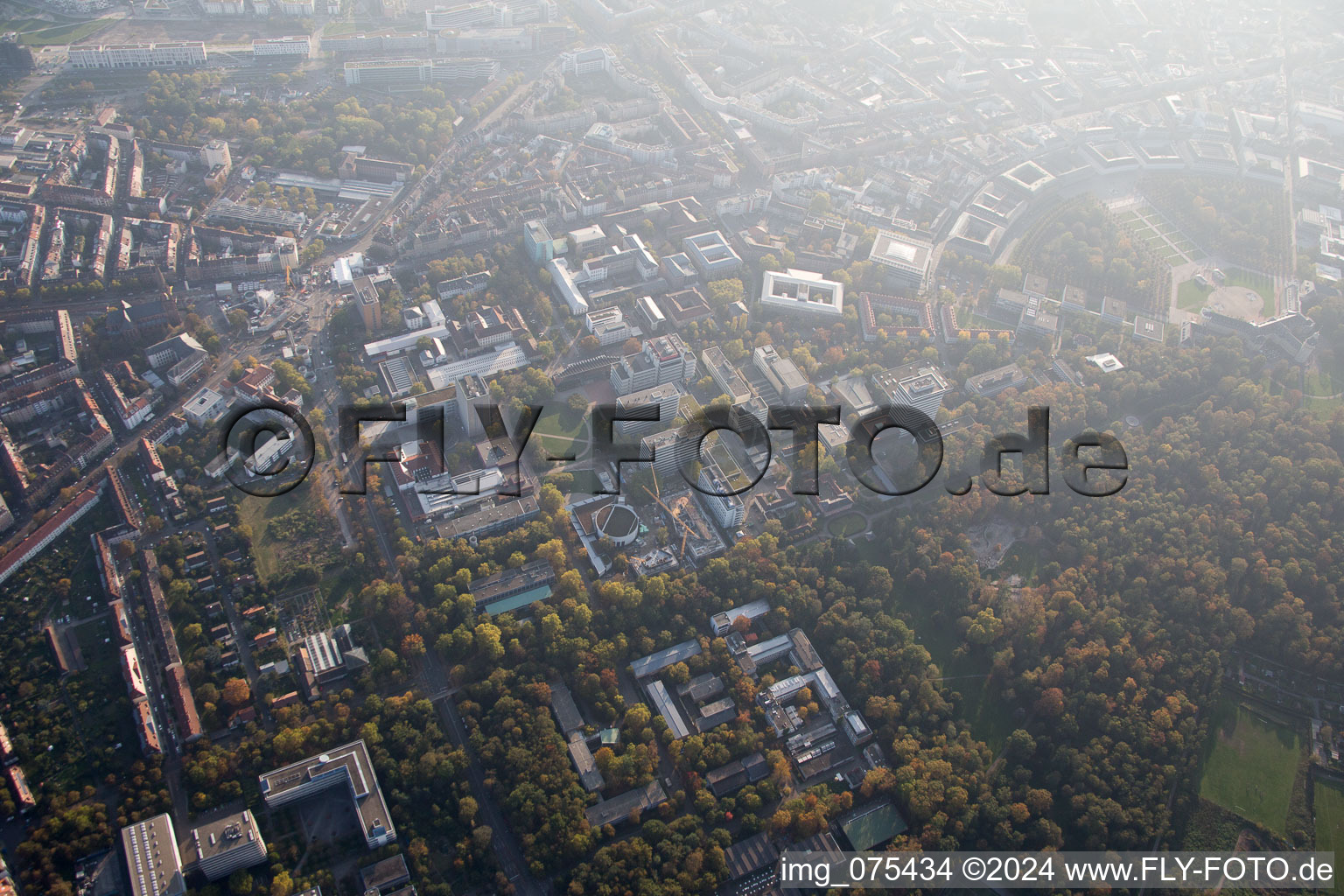 Vue oblique de Quartier Oststadt in Karlsruhe dans le département Bade-Wurtemberg, Allemagne