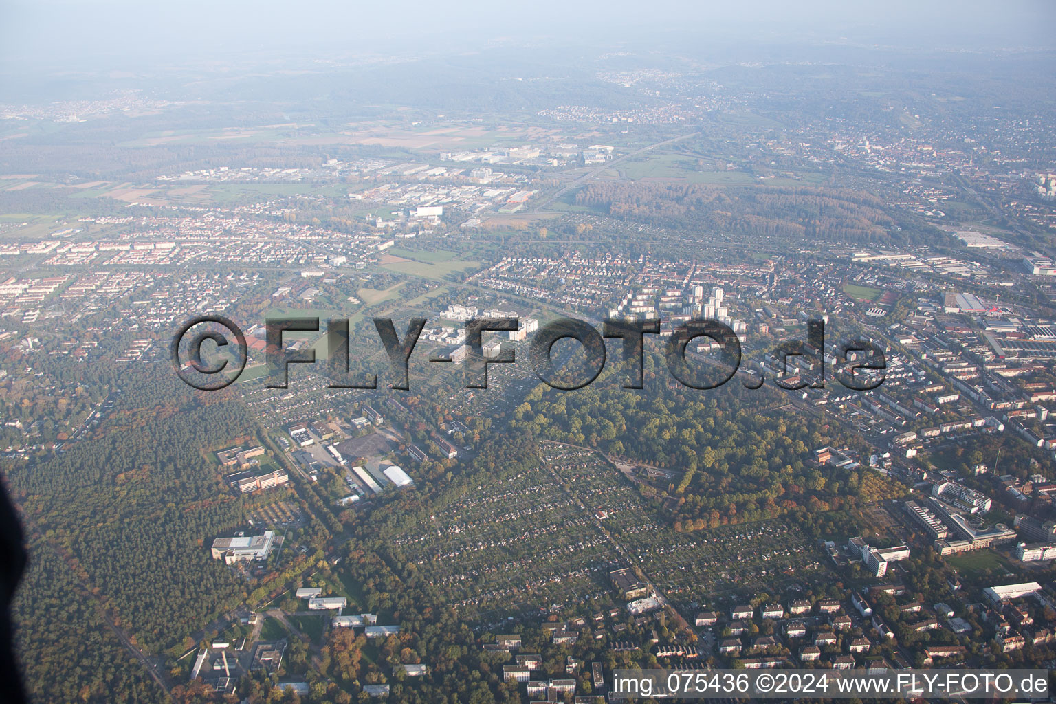 Vue oblique de Quartier Rintheim in Karlsruhe dans le département Bade-Wurtemberg, Allemagne