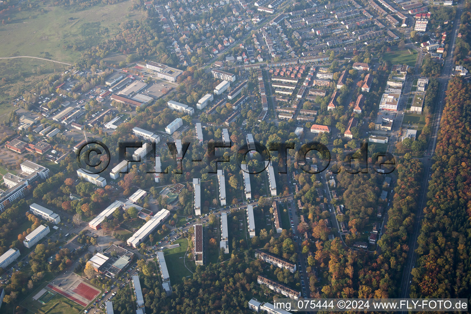 Vue aérienne de Quartier Nordstadt in Karlsruhe dans le département Bade-Wurtemberg, Allemagne