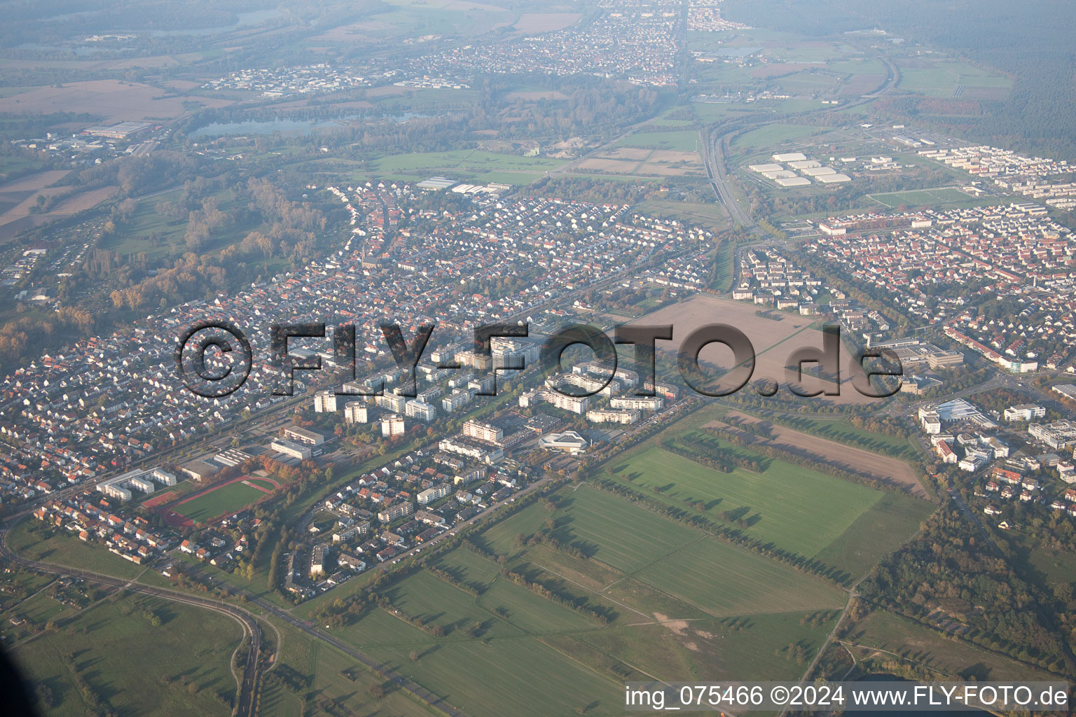 Vue oblique de Quartier Neureut in Karlsruhe dans le département Bade-Wurtemberg, Allemagne