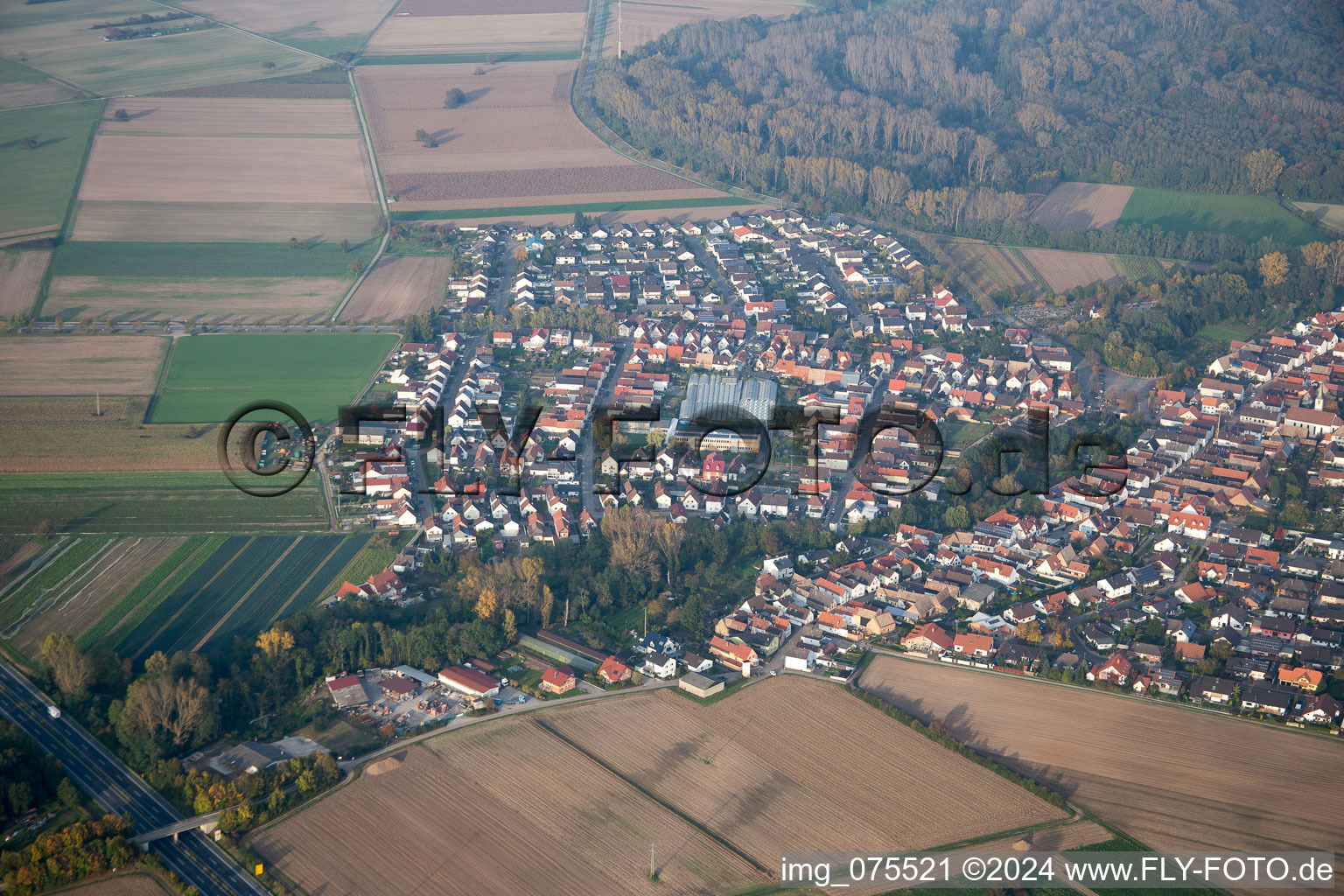 Kuhardt dans le département Rhénanie-Palatinat, Allemagne depuis l'avion